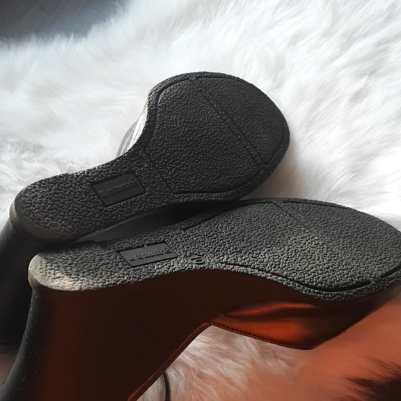 Metallic Bronze wedge sandals - Picture 7 of 8